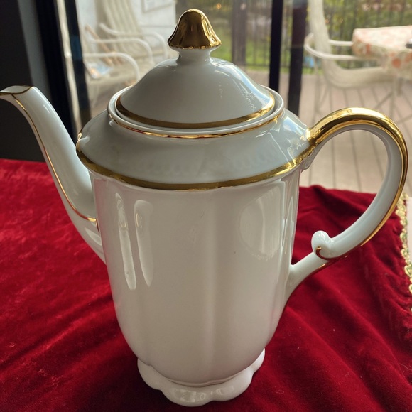 Cerabel coffee/ tea pot